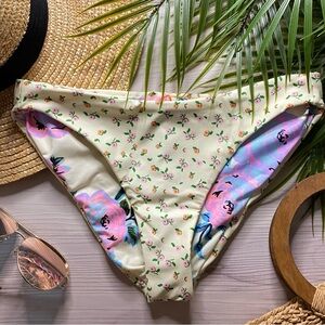 Maaji • Healing Heart Classic Cut Reversible Floral Pale Yellow Bikini Bottoms